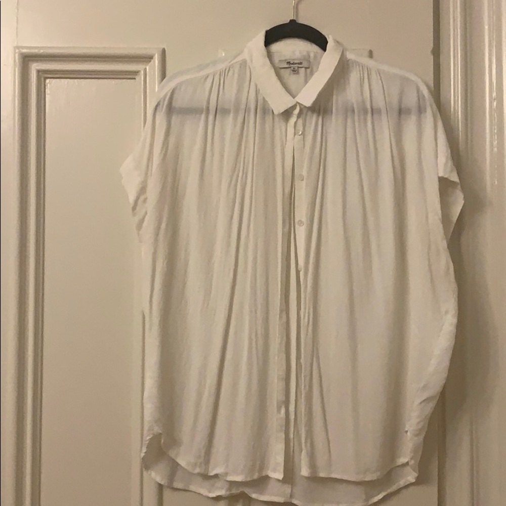 Nice and comfy white top